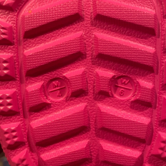 🐊Crocks continued🐊 - Picture 6 of 10